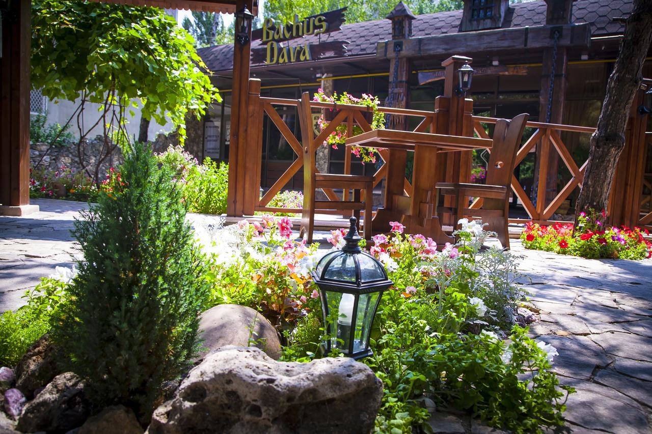 Bachus Hotel